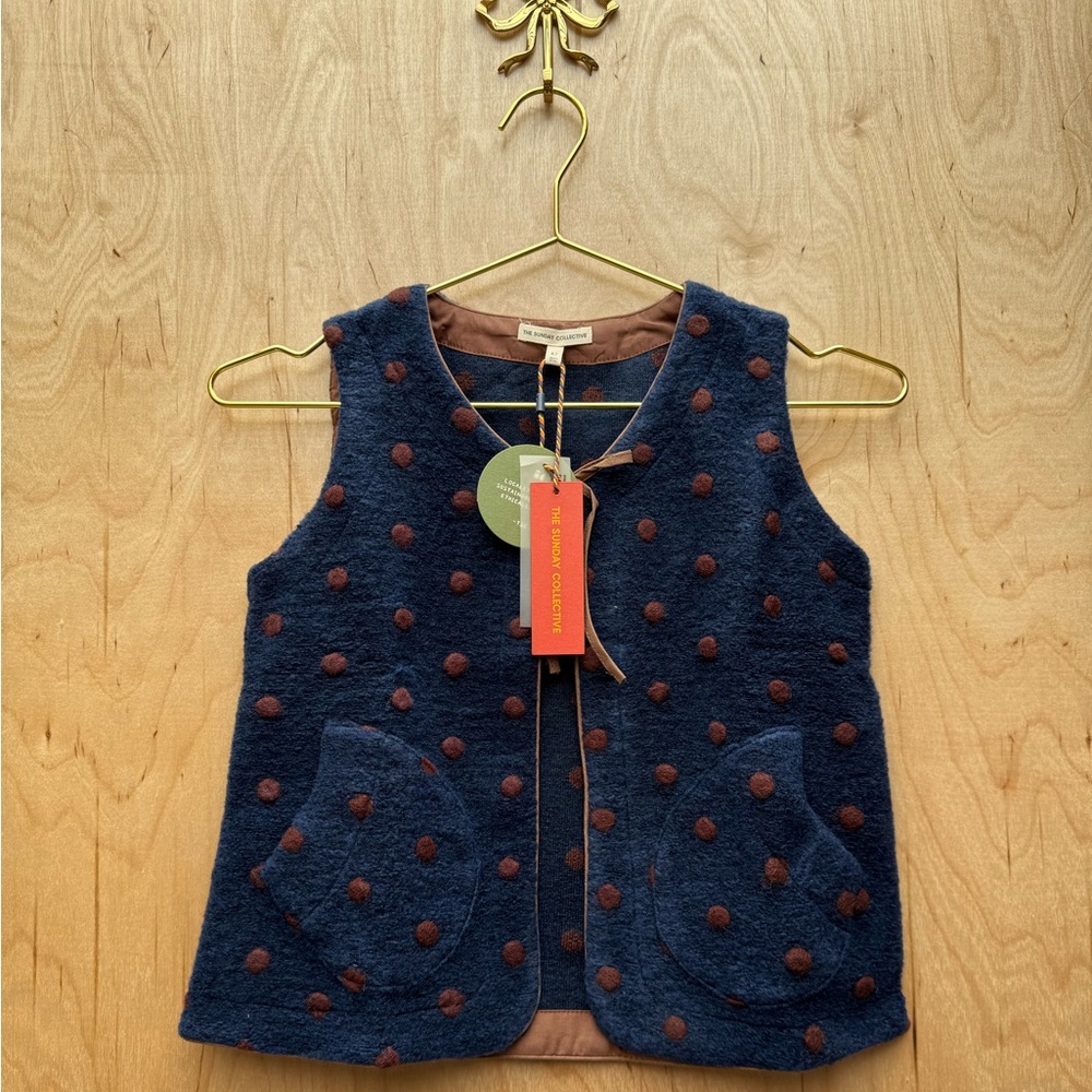 NWT THE SUNDAY COLLECTIVE Wool Blend Polka Dot Sleeveless Vest 6/7Y - Picture 3 of 4